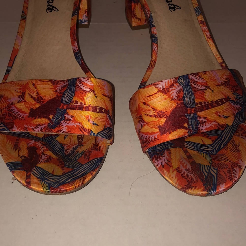 Printed heel - Picture 7 of 8